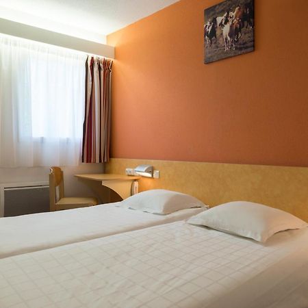 The Originals Access, Hotel Saint-Flour Екстериор снимка
