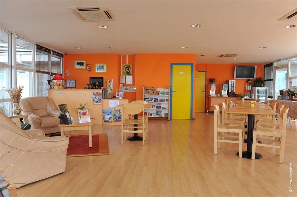 The Originals Access, Hotel Saint-Flour Екстериор снимка