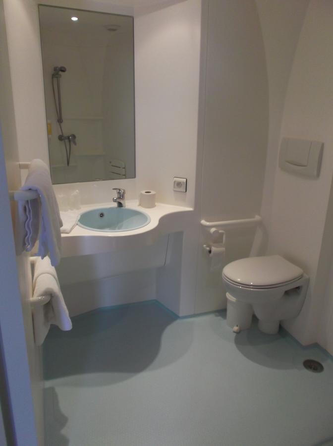 The Originals Access, Hotel Saint-Flour Екстериор снимка