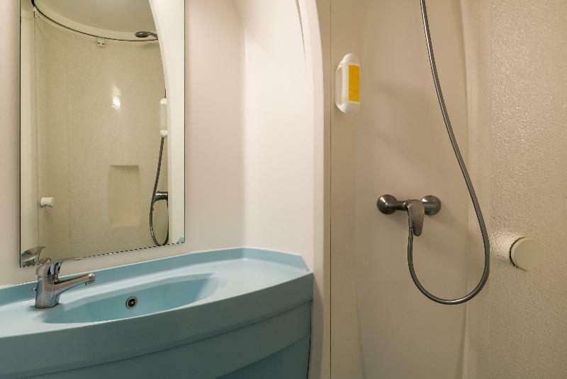 The Originals Access, Hotel Saint-Flour Екстериор снимка